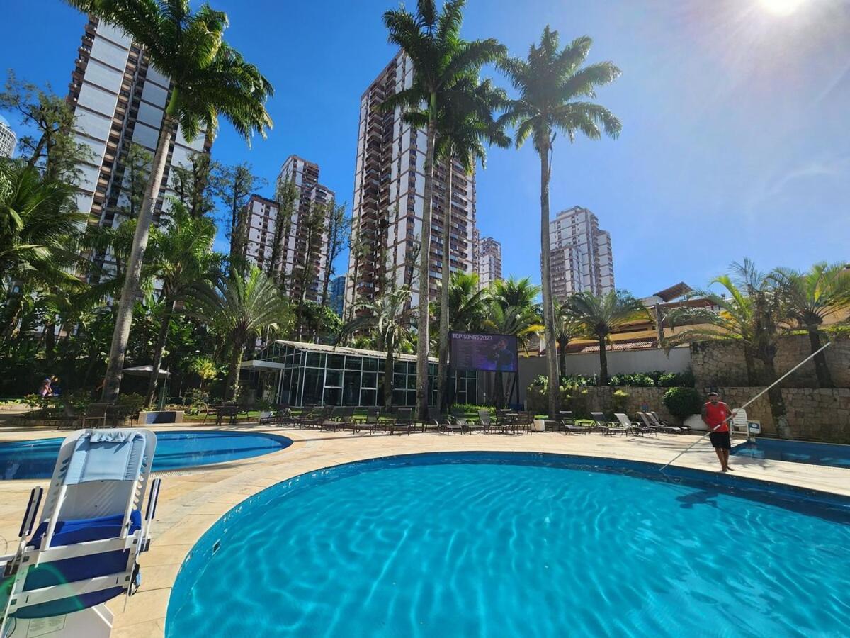 Urbano Foot In The Barra Tijuca Apartment