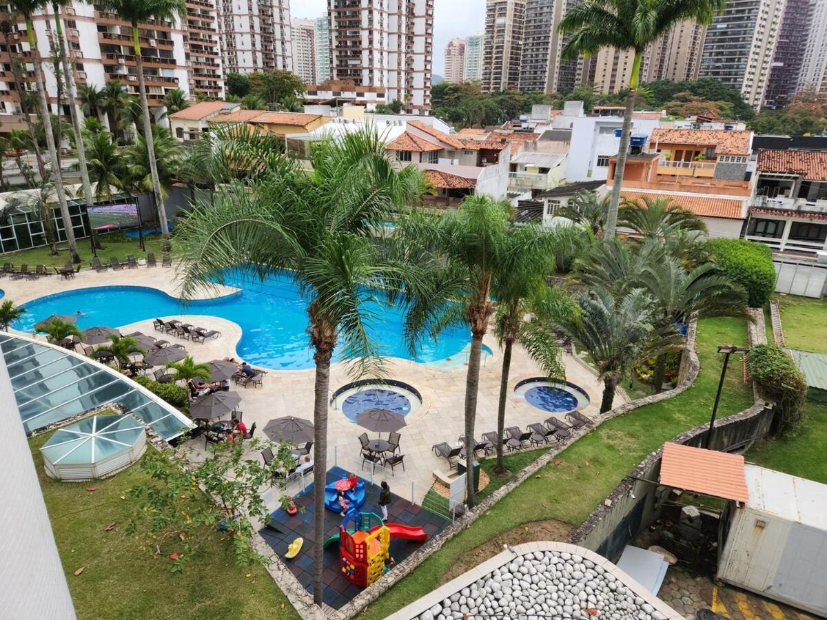 Urbano Foot In The Barra Tijuca Apartment